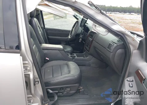 2004 Ford Explorer Limited из США, поврежденный, VIN 1FMDU65W04UA06185